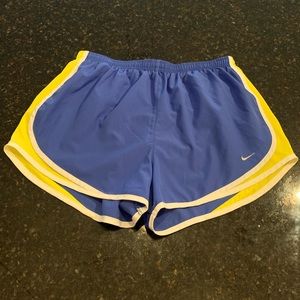 Nike Women’s 3'' Dry Tempo Running Shorts-L-Blue
